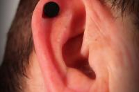 Magnetic Fake Ear Plugs - Sleek Black Circle Plugs