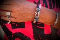 Knot Design Pink & Black Sheepskin Leather Bracelet