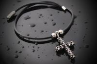 Vintage Skull and Cross Leather Choker