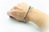 Shackle Bangle Stainless Steel