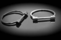 Shackle Bangle Stainless Steel