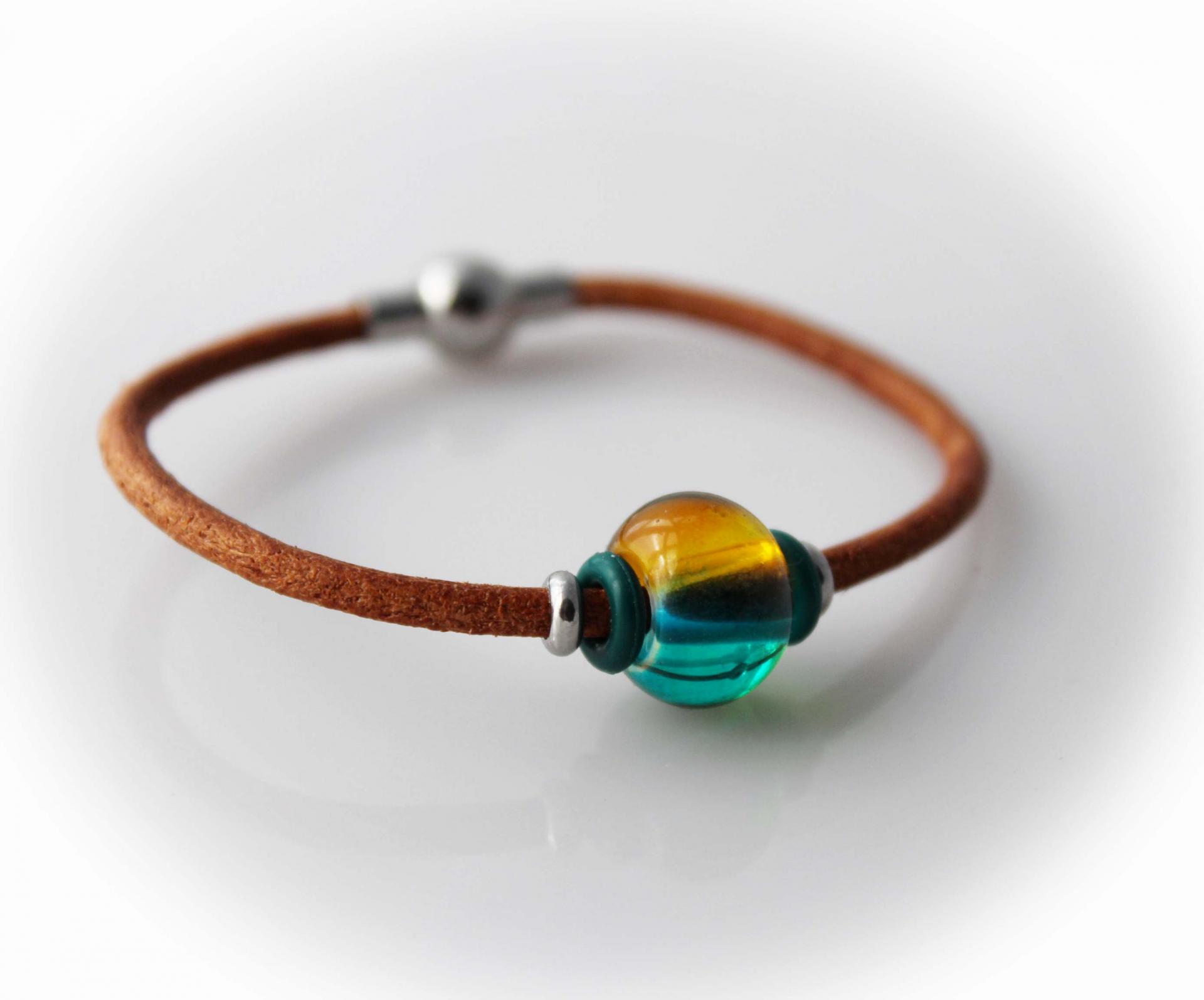 Rustic Brown leather Bracelet with Bright Captive Bead - Customise your Length