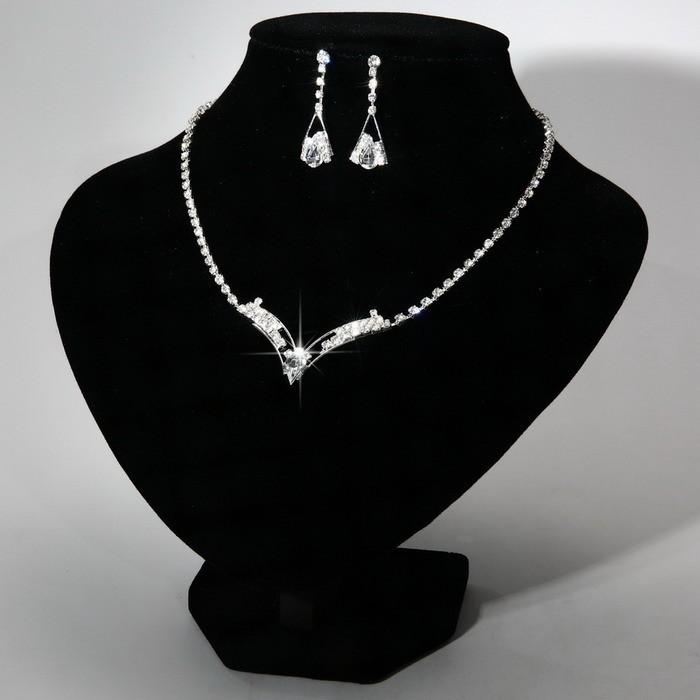 Crystal Teardrop Jewellery Set - Choker and Earrings