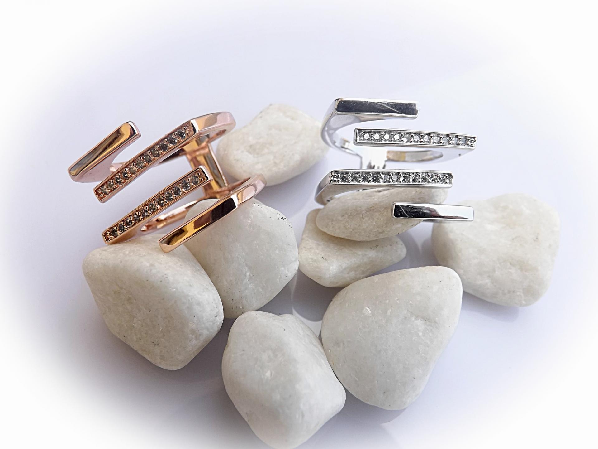 Geometric Ring with Austrian Crystal Platinum or Rose Gold