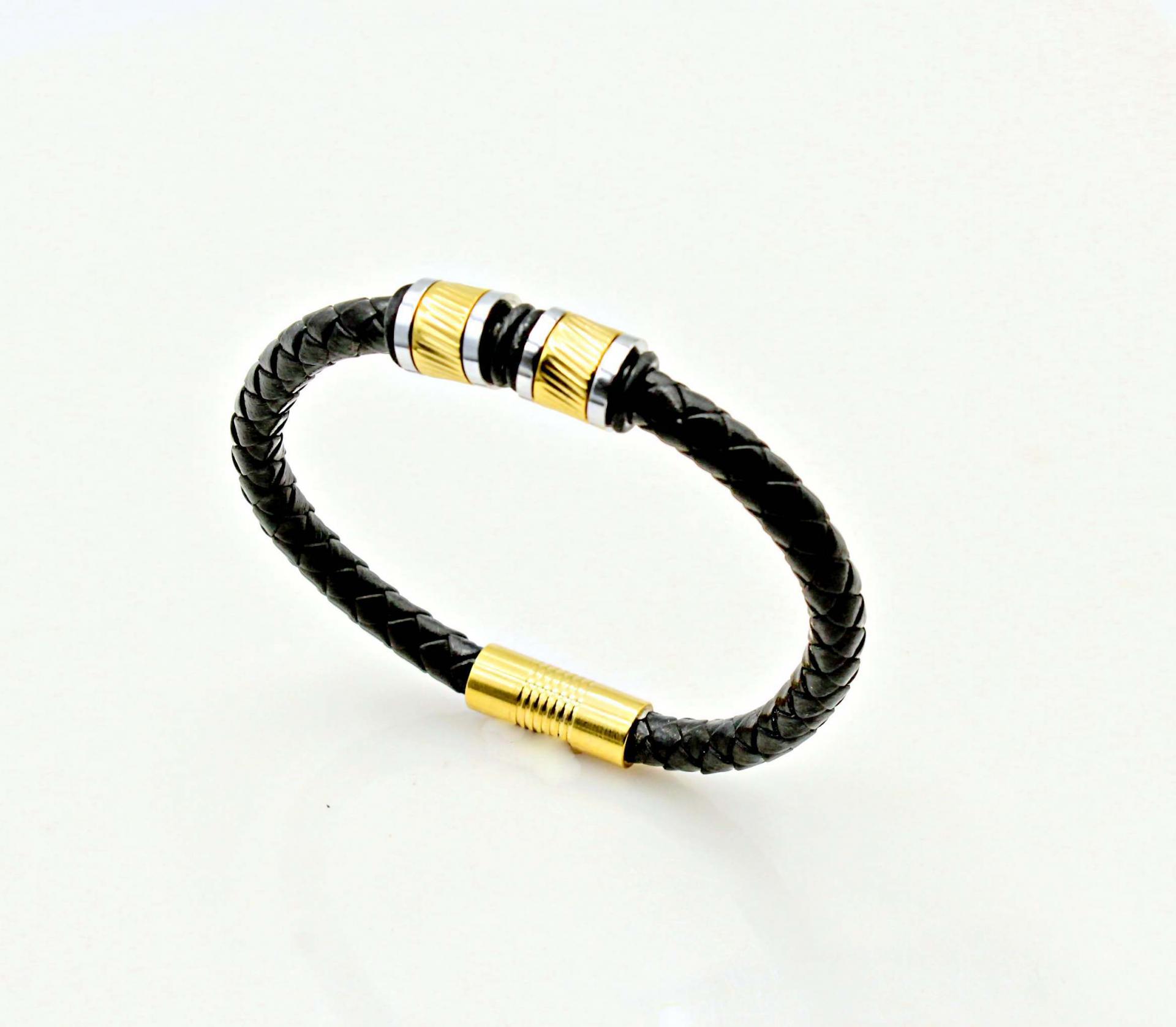 Gold Polished Stripe Bead Leather Bracelet