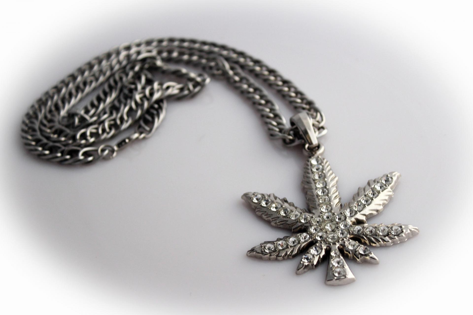 Marijuana Weed Leaf Pendant - Hip Hop Iced Out Style