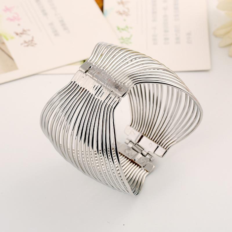 Multilayer Geometric Wire Bangle