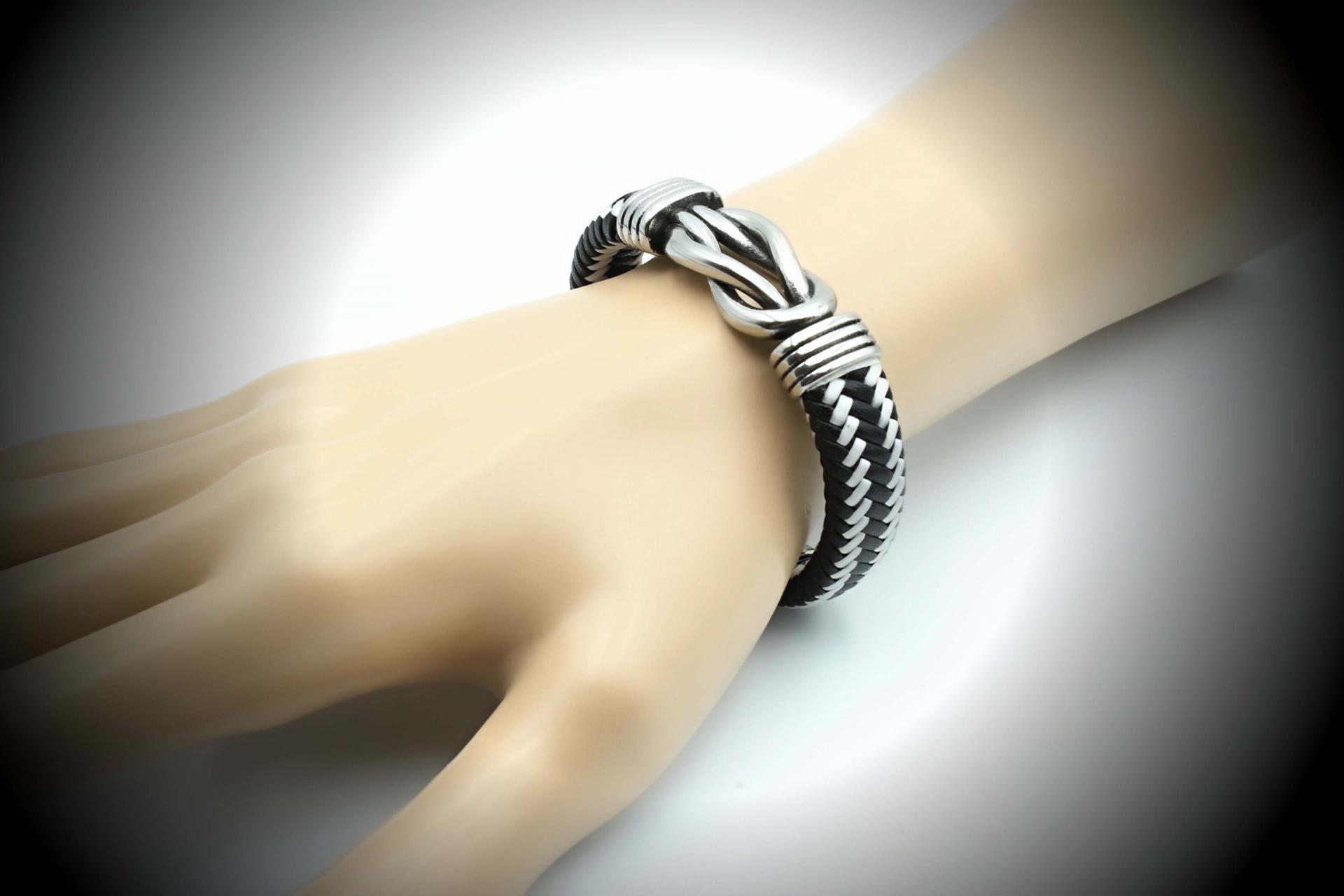 Knot Design Black & White Unisex Leather Bracelet