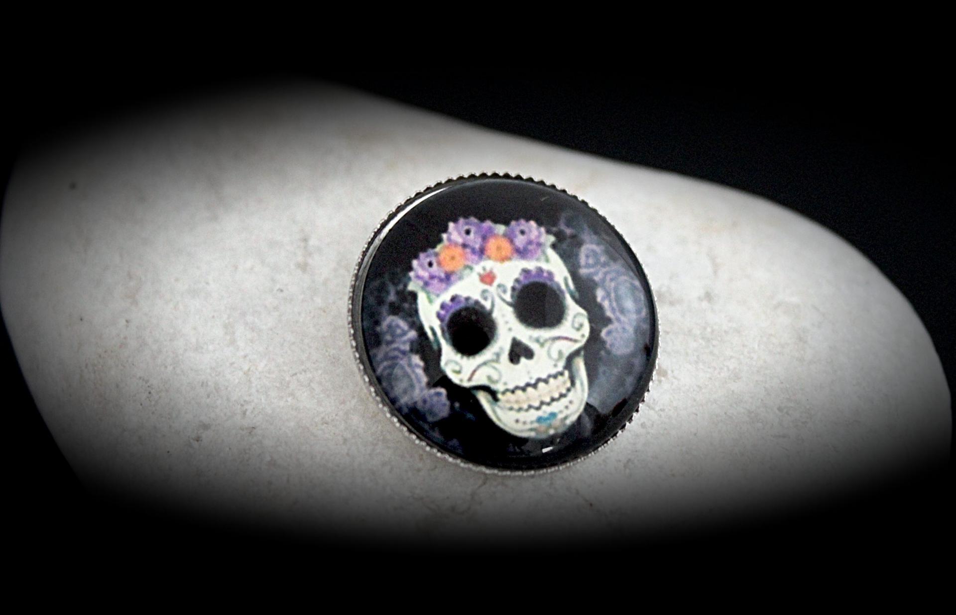 Skull Glass Pin Badge