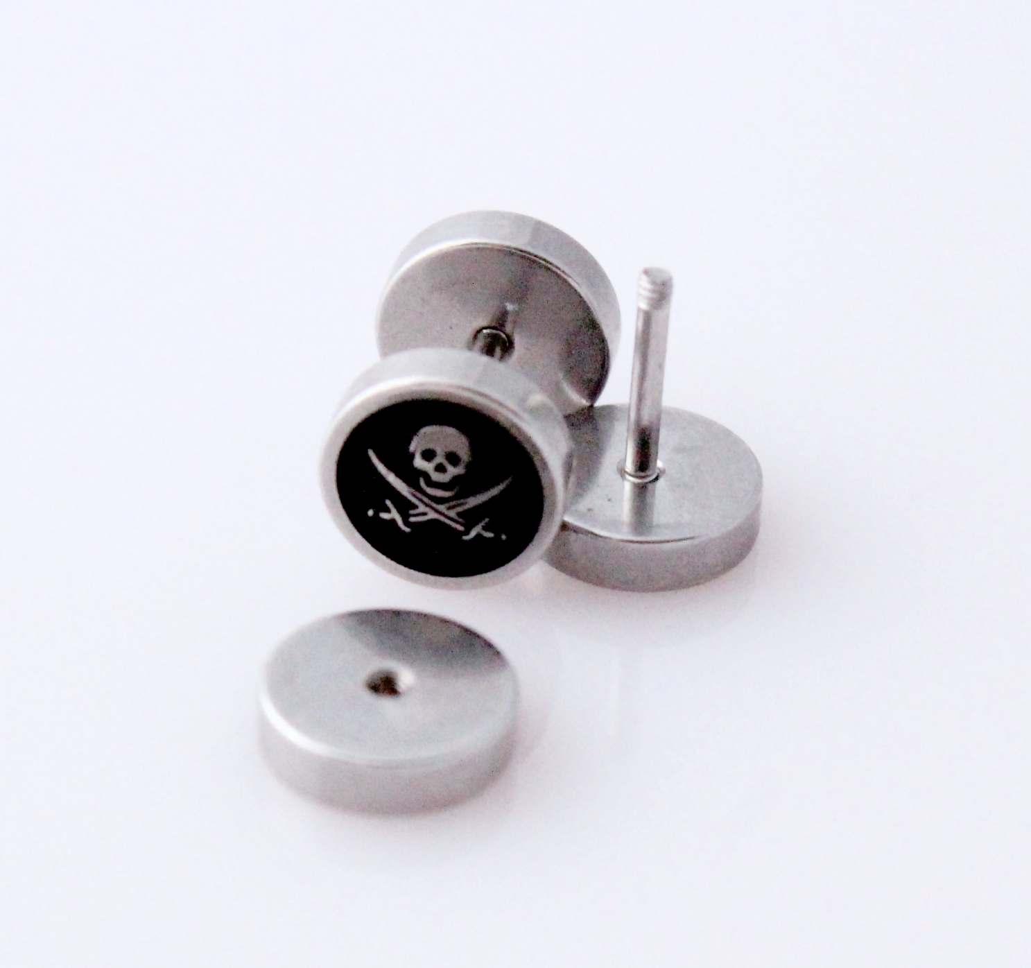 Fake Ear Plug - Skull Design in Stainless Steel