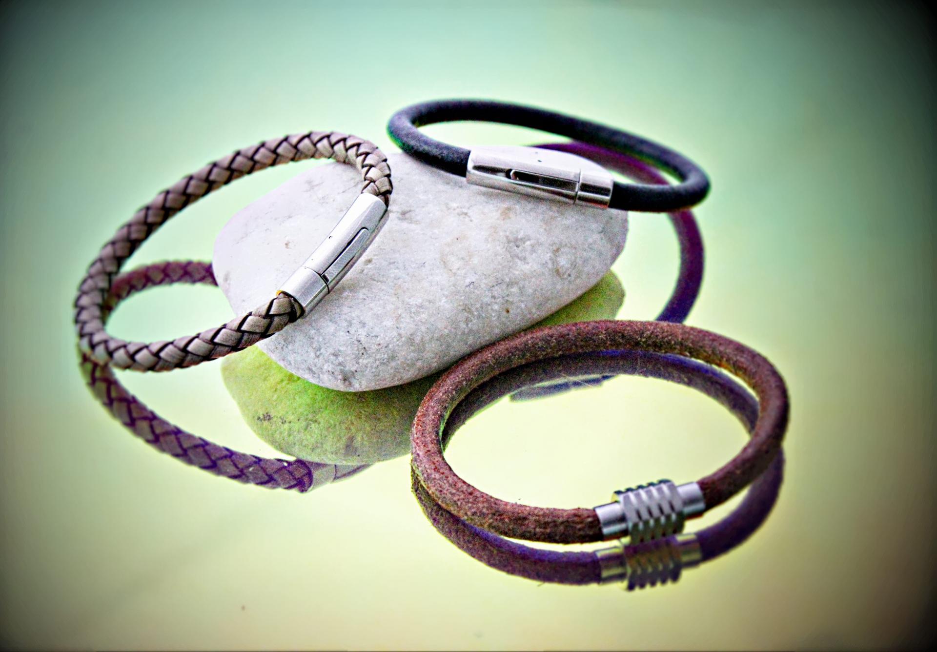 Stylishly Simple Leather Bracelet - Choose your leather & Clasp Style