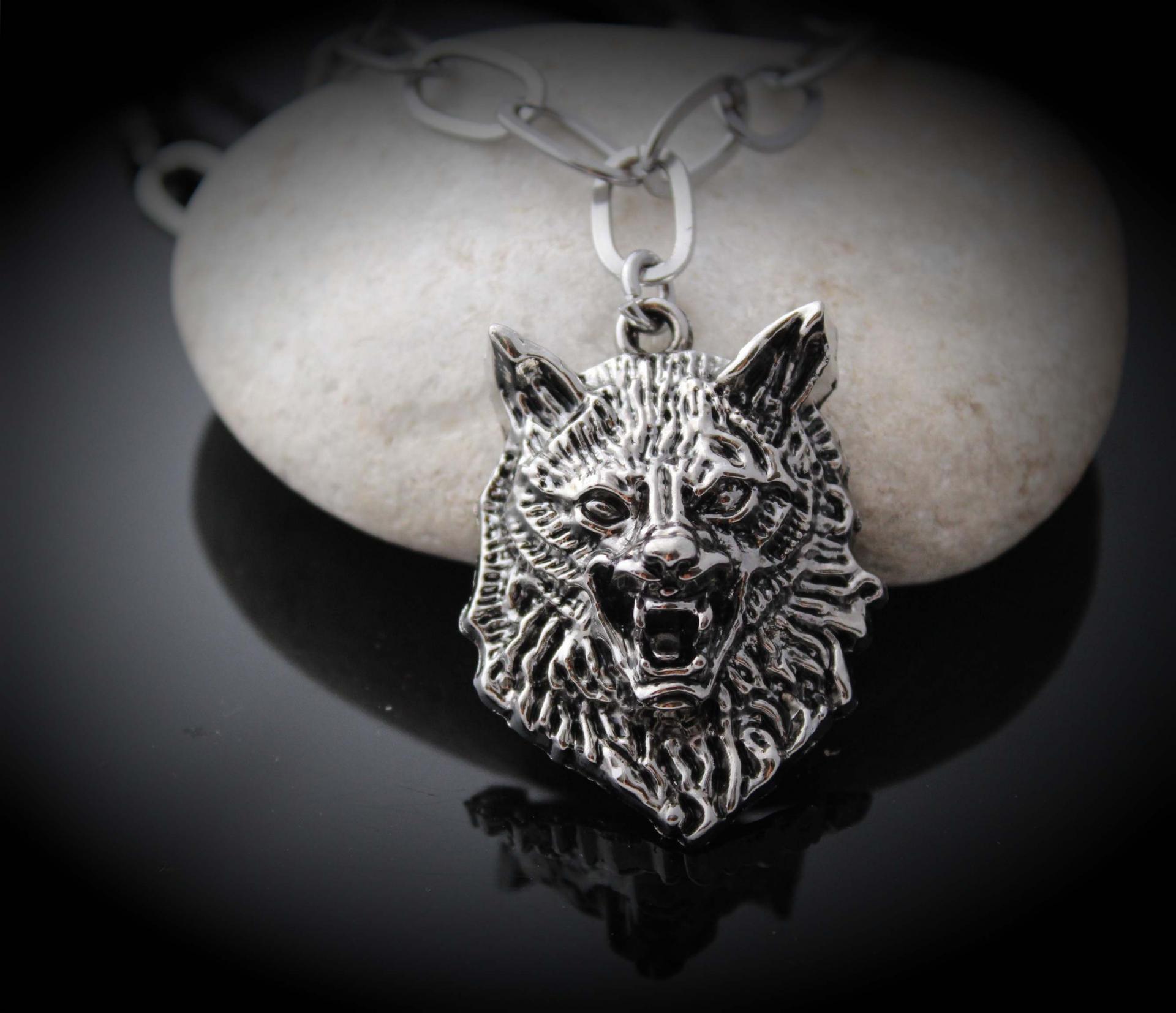 Wolf Head Long Pendant