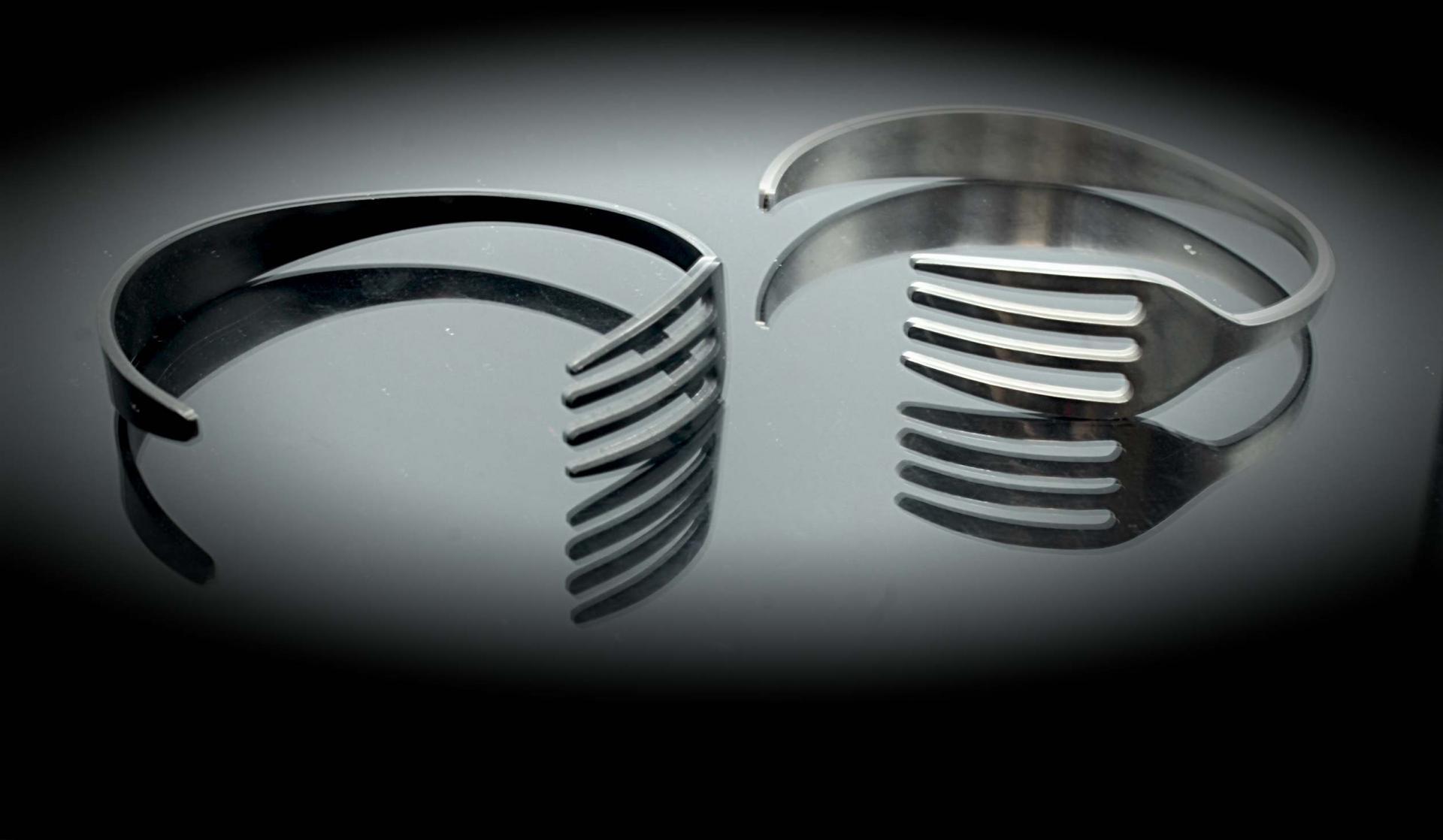 Fork Bangle in Black or Silver