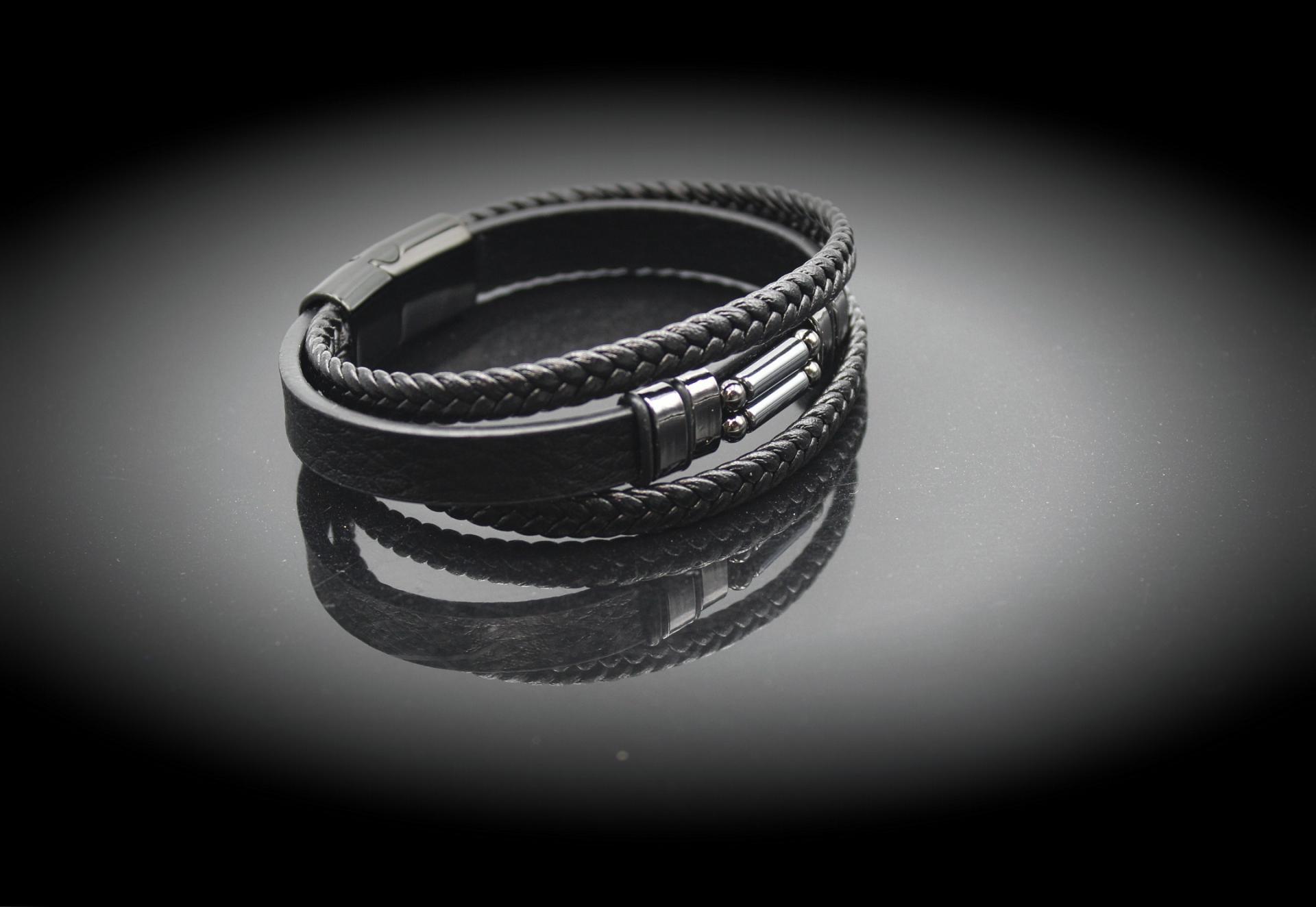 Multilayer Leather Bracelet with Hematite Stone