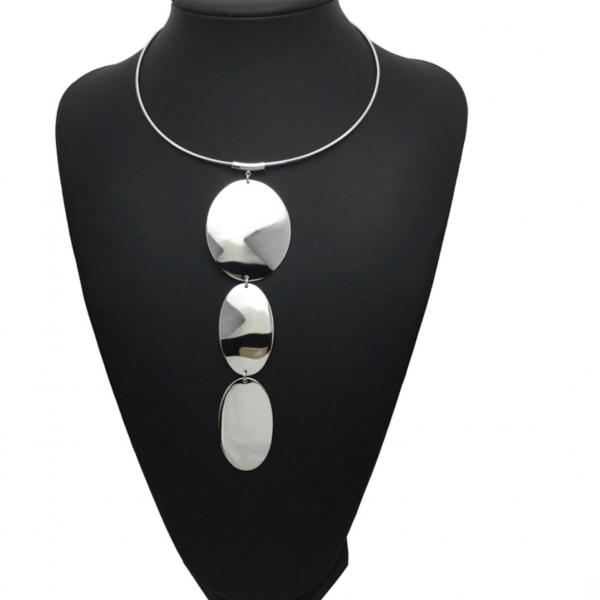 Triple Oval Circle Statement Torque Choker