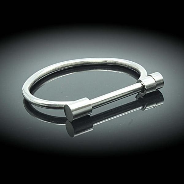 Shackle Bangle Stainless Steel